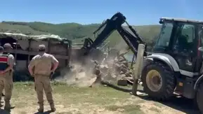 Bitlis Nemrut Kalderası doğal dokusunu bozan yapılardan temizlendi