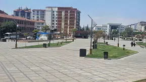 Elazığ halkı kavurucu sıcaklar nedeniyle dışarı çıkmaktan kaçınıyor