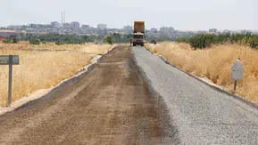Hilvan’da 4 mahalleyi birbirine bağlayan 5,5 kilometrelik yol asfaltlandı