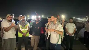 Filistin'e destek götüren konvoy sınır kapısında dört gündür bekliyor