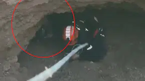 Kışlacık köyündeki obrukta kalan keçi AFAD sayesinde sahibine döndü
