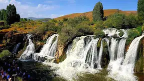 Van'da piknik yapan 4 yaşındaki çocuk sulama kanalında can verdi