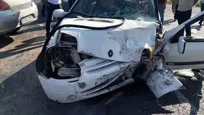 Van Başkale yolunda otomobiller çarpıştı 7 kişi yaralı