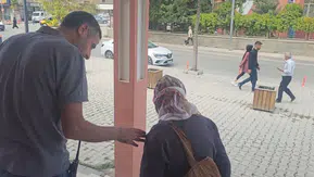 Elazığ zabıtasından dilencilere yönelik sıkı denetim operasyonu