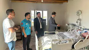 Cizre'de başhekimler evde sağlık hizmeti alan hastaları evlerinde ziyaret etti