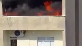 Silopi'de dört katlı binanın son katında korkutan yangın