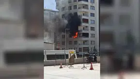 Şanlıurfa'da sekiz katlı binada korkutan yangın paniği
