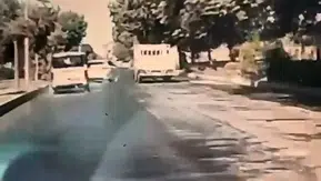 Elazığ trafiğinde makas atan sürücü kazaya davetiye çıkardı
