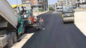 Karaköprü'de Şehir Hastanesi'ne ulaşımı kolaylaştıracak yeni bulvar tamamlandı