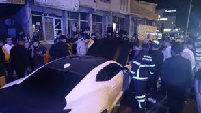 Mardin'de iki ilçede yaşanan trafik kazalarında dört kişi yaralandı