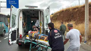 Elazığ'da kamyonun çarptığı yaya yaralandı sürücü kaçtı