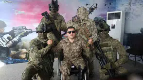 Karabağ Gazisi Taleh Camalov TEKNOFEST Güneydoğu'da Türk Askerleriyle Buluştu