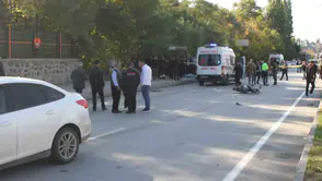 Malazgirt ilçesinde meydana gelen trafik kazasında iki genç yaşamını yitirdi