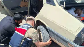 Halfeti yolunda jandarmadan örnek yardım