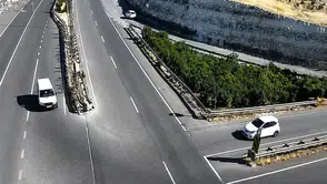 Şanlıurfa yolunda üç kişinin hayatını kaybettiği feci kazanın görüntüleri izlendi