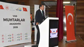 Vanlı muhtarlar liderlik ve mevzuat eğitimi için bir araya geldi