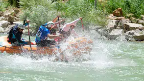 Van Çatak nehrinde üç gün süren rafting rekabeti ödülle tamamlandı
