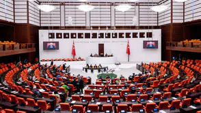 Meclis’te sıcak saatler: Çerçeve Yasa görüşmelerinde salon krizi ve “Öcalan” tartışması
