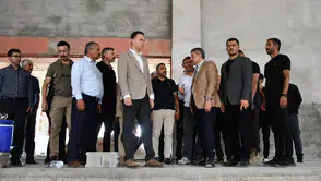İdil ilçesine kazandırılacak yarı olimpik yüzme havuzunda çalışmalar hızla ilerliyor