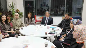 Ağrı'da öğretmenler Maarif'in Kalbinde Kitap Sohbetleri ile bir araya geliyor