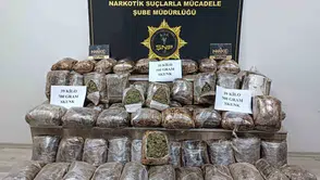 Şanlıurfa'da yolcu otobüsünde yüklü miktarda uyuşturucu ele geçirildi