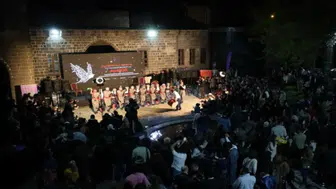 Amed Tiyatro Festivali başladı: “Barışın sesi Sur’dan yükselecek”