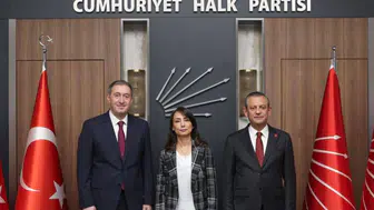 DEM Parti’den Özgür Özel’e kritik ziyaret: Gözler TBMM’deki görüşmede