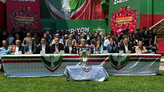 Nahit Eren: Amedspor Süper Lig’de üst sıraları hedefleyecek
