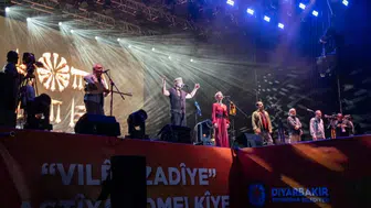 Koma Amed Mardin’de sahne alacak