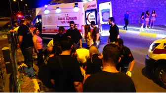 Tunceli Elazığ yolunda motosikletin otomobile çarpması sonucu iki kişi yaralandı