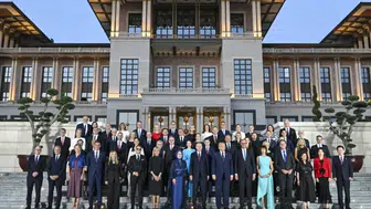 Külliye'de NATO liderlerine resmi resepsiyon: Erdoğan ve Emine Erdoğan ev sahipliği yaptı
