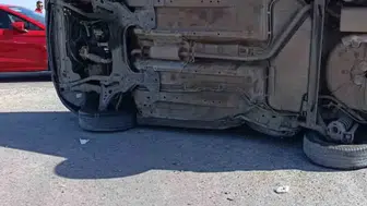 Diyarbakır’da korkutan kaza: Başaklı yolunda iki araç çarpıştı, 3 yaralı var