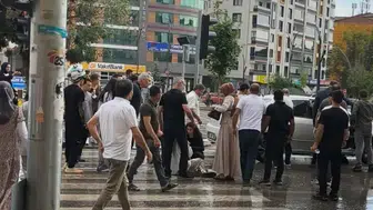 Elazığ merkezde yayaya çarpan otomobil sürücüsü kayıplara karıştı