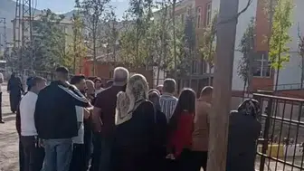 Van'da okula silahla gelen öğrenci paniğe yol açtı