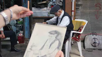 Cizreli öğretmen unutulmaya yüz tutan meslek ustalarını karakalemle ölümsüzleştiriyor