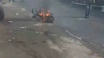 Bingöl sanayi sitesinde kaynak çalışması sırasında motosiklet alevlere teslim oldu