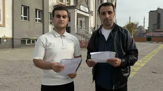 Hakkari'de baba ve oğul aynı okulda KPSS heyecanı yaşadı