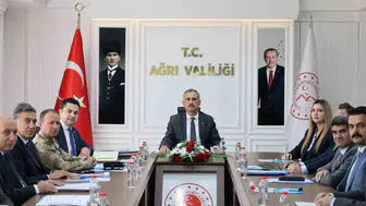Ağrı'da öğrencilerin güvenli eğitim ortamı için kritik toplantı yapıldı