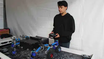 Depremi yaşayan lise öğrencisi arama kurtarma robotu geliştirdi