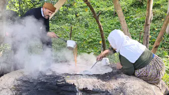 Bitlis Hizan'da asırlık üzüm pekmezi geleneği imece usulüyle yaşatılıyor