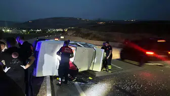 Siirt'te kontrolden çıkan otomobil devrildi: 2 yaralı