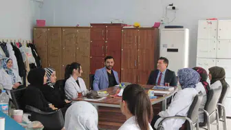 Cizre İlçe Milli Eğitim Müdürü İke okul ziyaretlerinde öğrencilerle buluştu