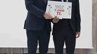 Ahlatlı hafız Erzincan'daki yarışmada bölge ikincisi oldu