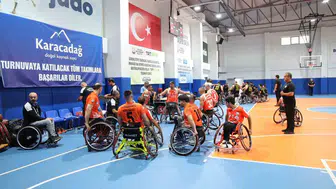 Göbeklitepe Tekerlekli Sandalye Basketbol Turnuvası'nda heyecan dolu anlar yaşanıyor