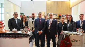 Bingöllü kadınların bakır işlemeleri Mısır fuarında vitrine çıktı