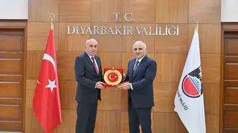 EMŞAV heyeti Diyarbakır Valisi ve Emniyet Müdürü ile görüştü