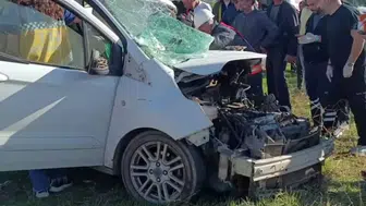 Mazıdağı yolunda iki araç çarpıştı