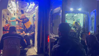 Hakkari'de göçmenleri taşıyan minibüs dereye uçtu