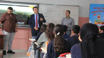 Cizre İlçe Milli Eğitim Müdürü İke öğrencilere sınav başarısı için yol gösterdi