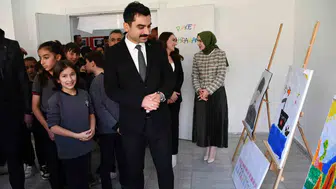 Beytüşşebap'ta Cumhuriyet coşkusu resim ve fotoğraf sergisiyle başladı